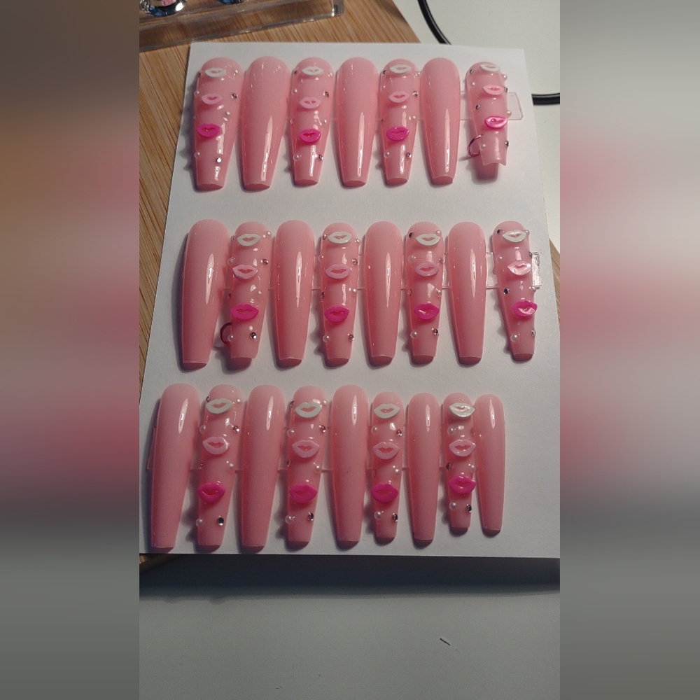 Coffin shape pink gel press on nails XL